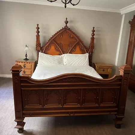 Golden Fleece Otel York