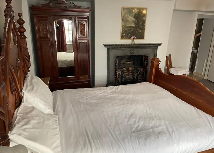 Golden Fleece 3*