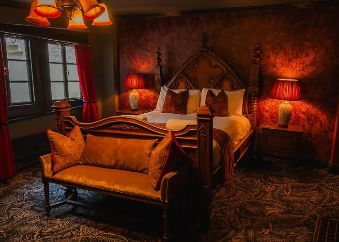 Golden Fleece 3* York