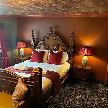 Golden Fleece Hotel York