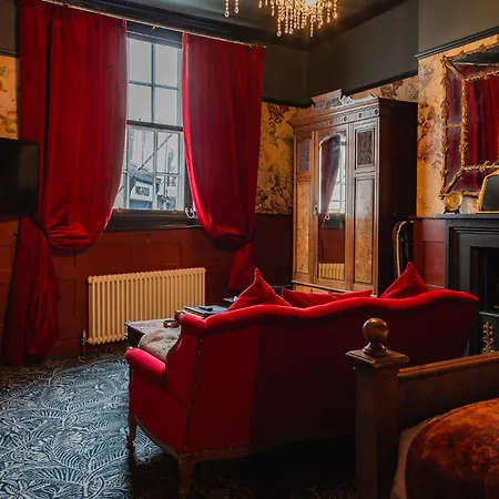 Golden Fleece 3*