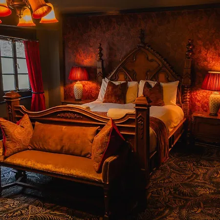 Golden Fleece 3* York