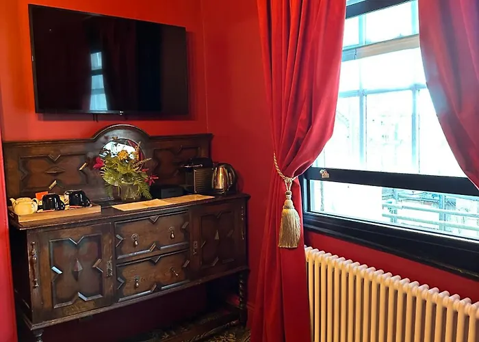 Golden Fleece Hotel York