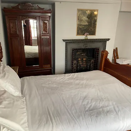 Golden Fleece 3*