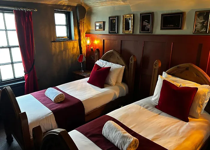 Golden Fleece Hotel York