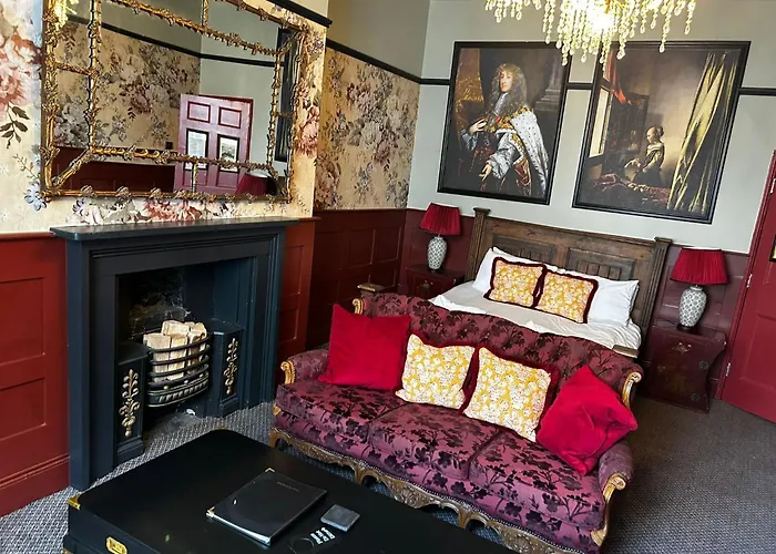 Golden Fleece 3* York